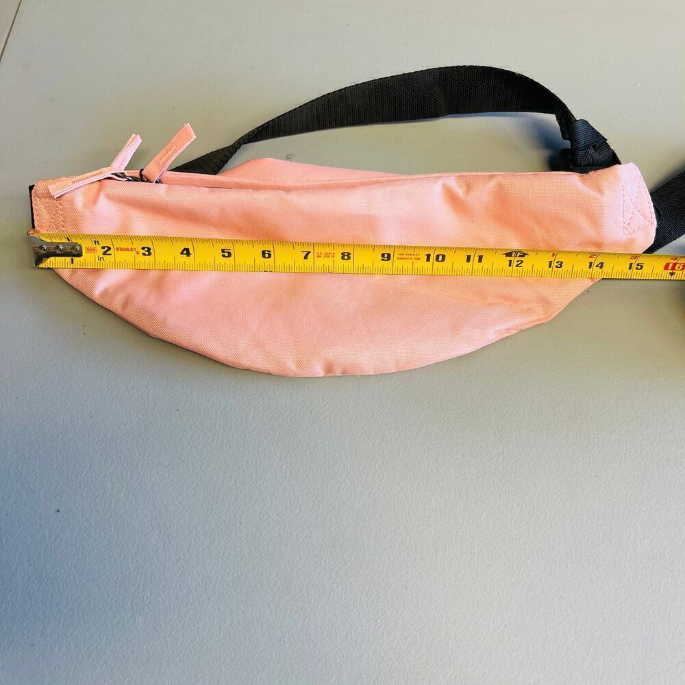Nike Crossbody Large Fanny Pack - Picture 4 of 10